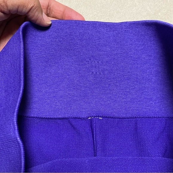 Lululemon Leggings Women’s Size 8 Purple Crop high rise Leggings - Picture 8 of 10